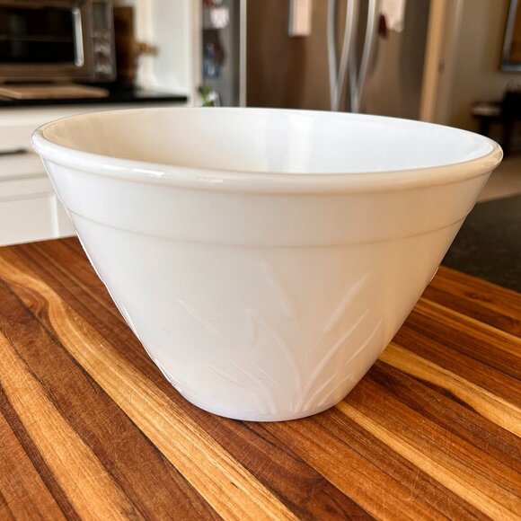 Vintage Hazel Atlas Cattail Milk Glass Mixing Bowl - Picture 1 of 5